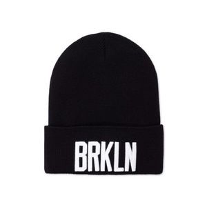 Aritzia la Notte Brooklyn black beanie, never worn